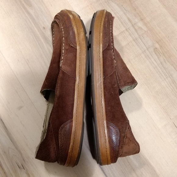 Olukai Puhalu Brown Suede Moccasin Slide